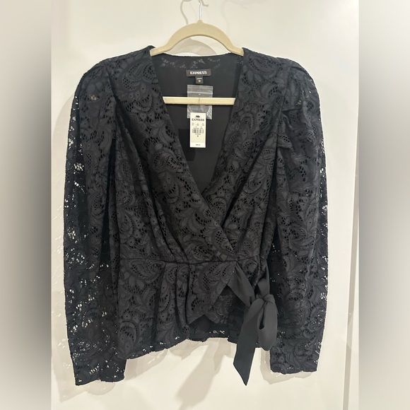 Express Lace V-Neck Long Sleeve Tie Waist Peplum Top - Picture 13 of 16